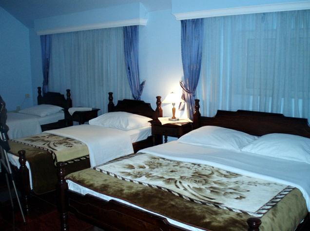 Hotel Evropa بودغوريتْسا الغرفة الصورة