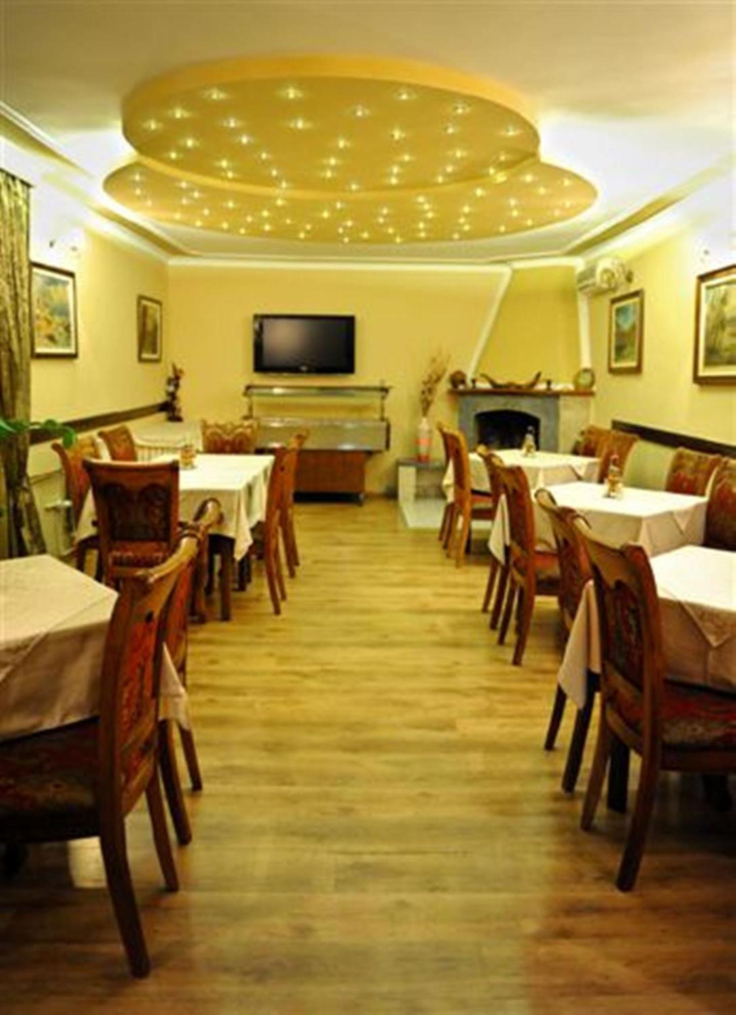 Hotel Evropa بودغوريتْسا المظهر الخارجي الصورة